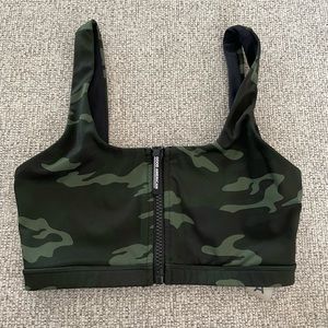 Good American sports bra
